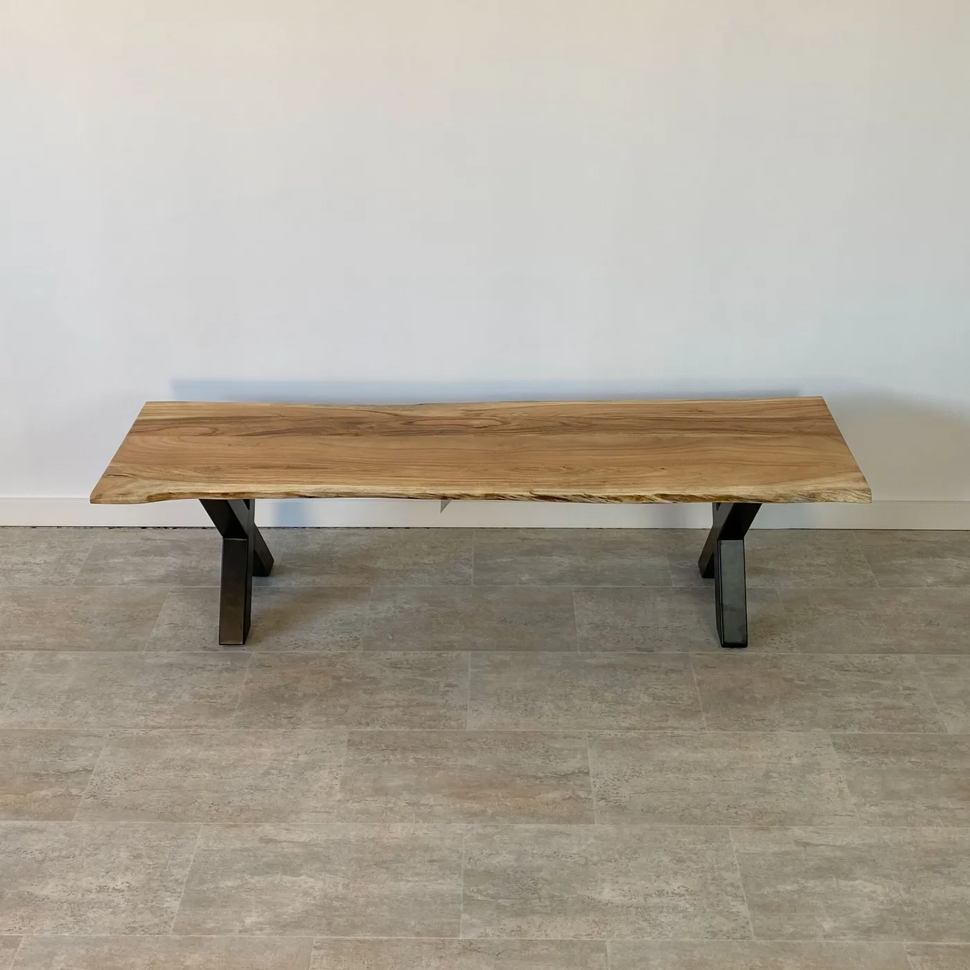 Solid acacia bench – 2.6 cm top — Photo 1