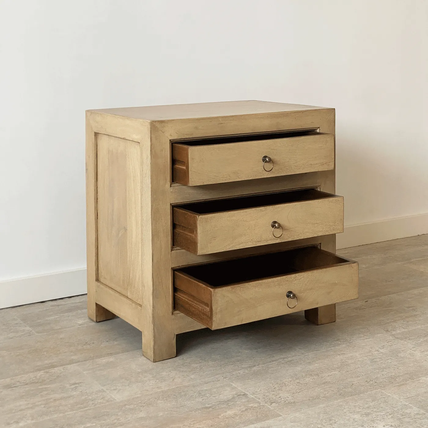 Rustic mango wood bedside table — Photo 2