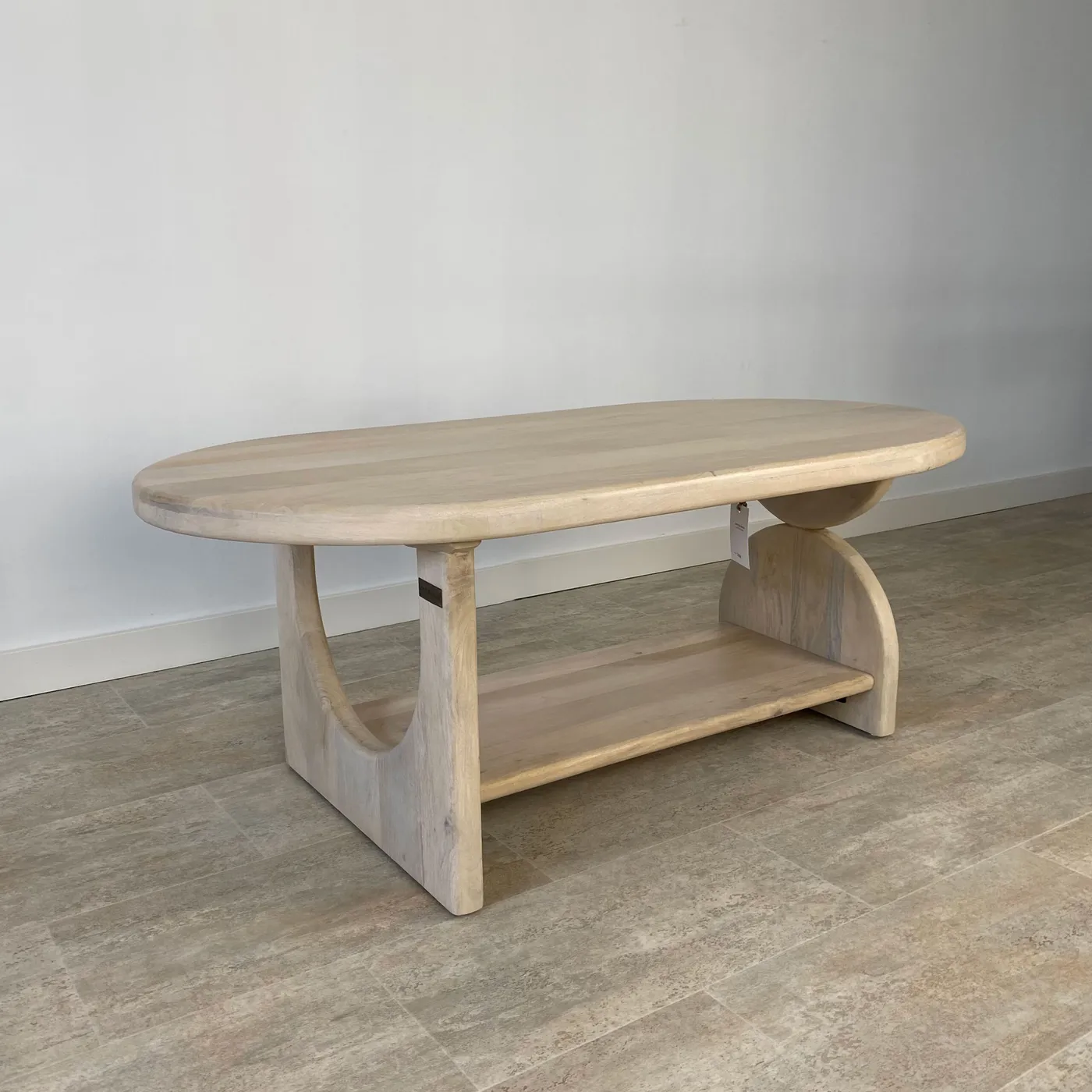 Mango wood coffee table – whitewashed — Photo 1