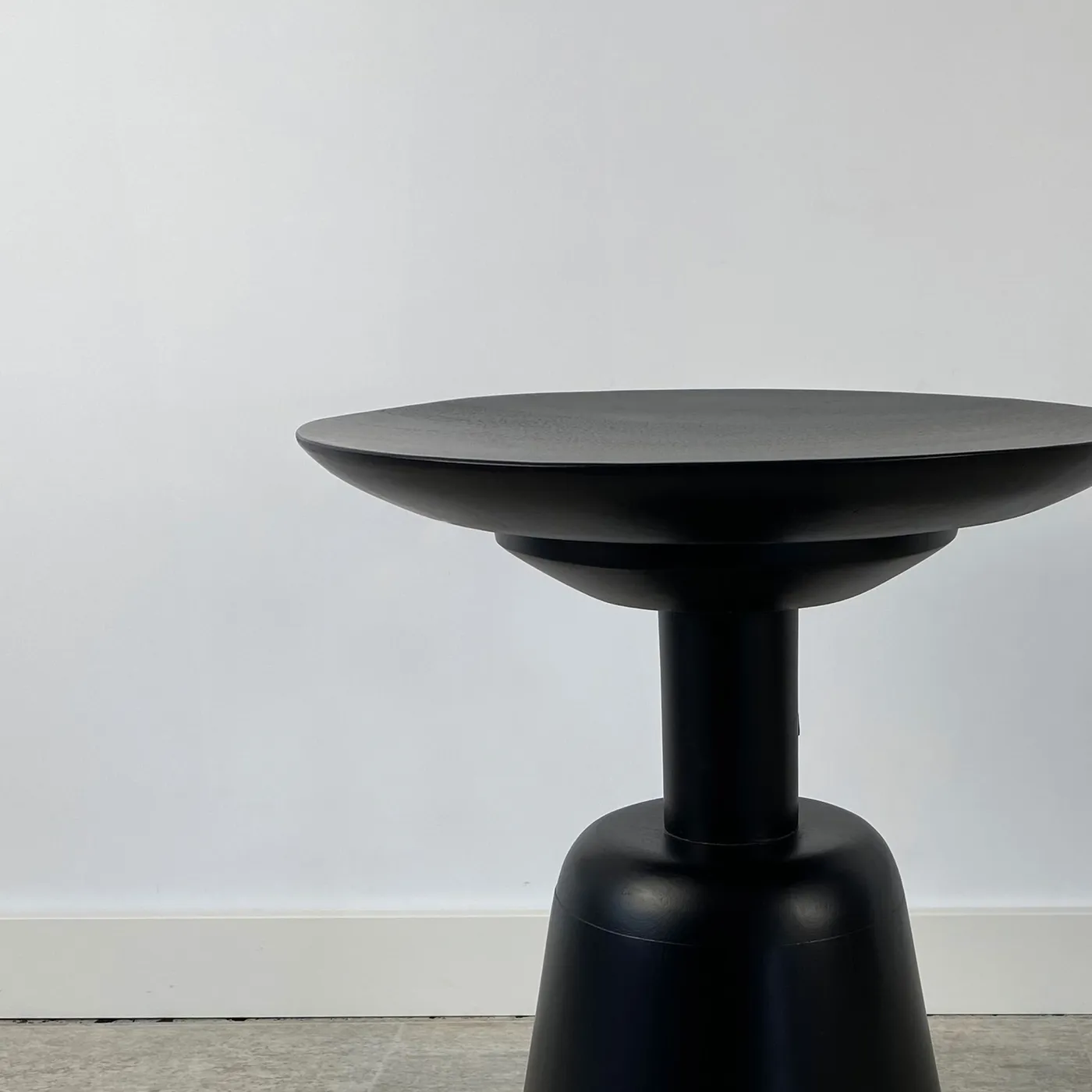Mesa auxiliar de mango negra — Foto 5