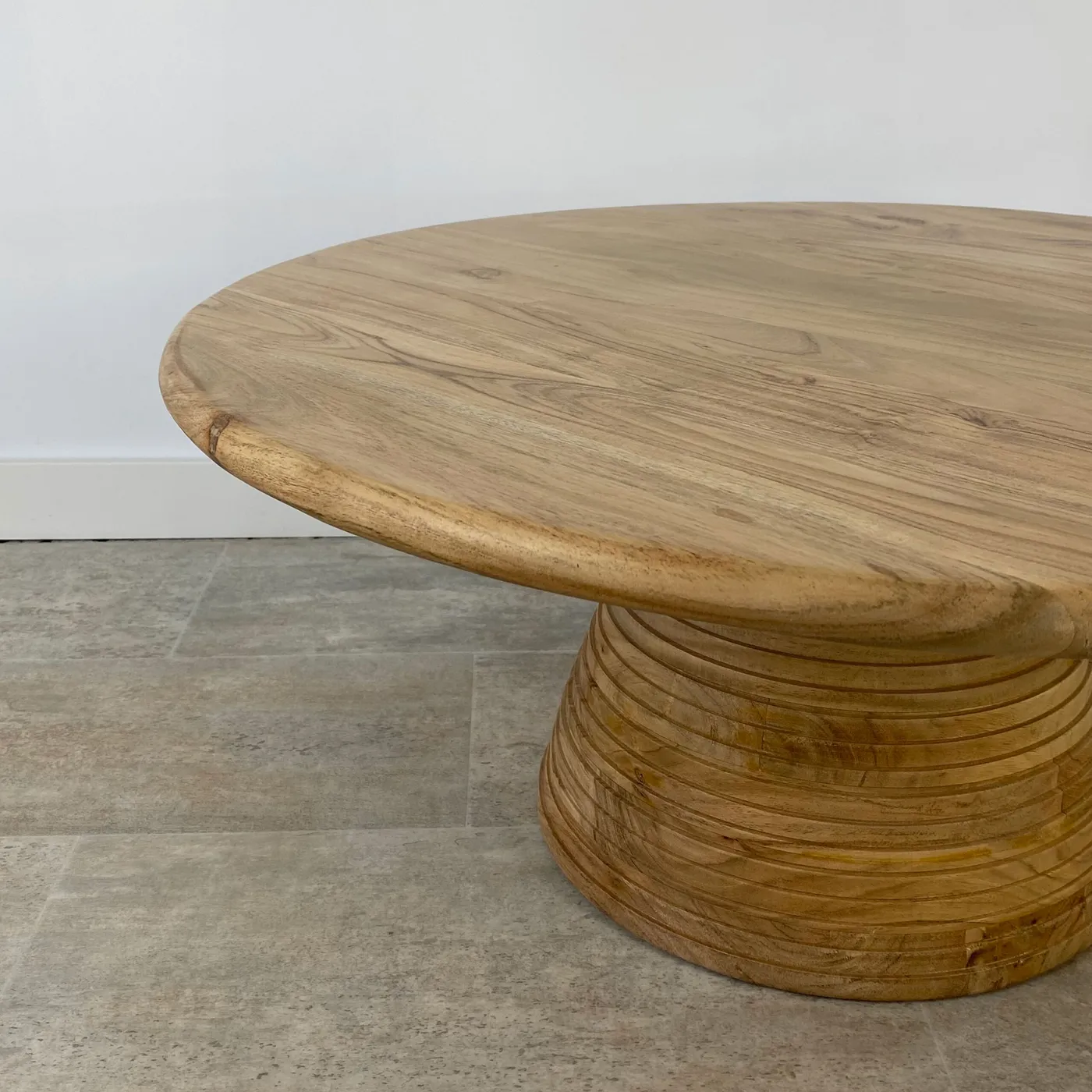 Acacia coffee table — Photo 2