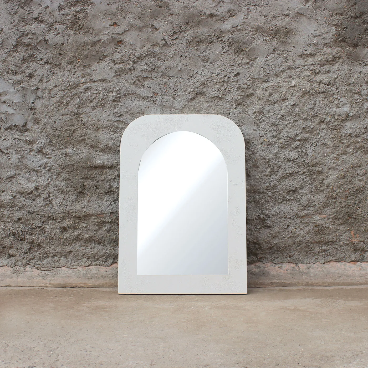 Ibiza concrete effect mirror — Photo 3