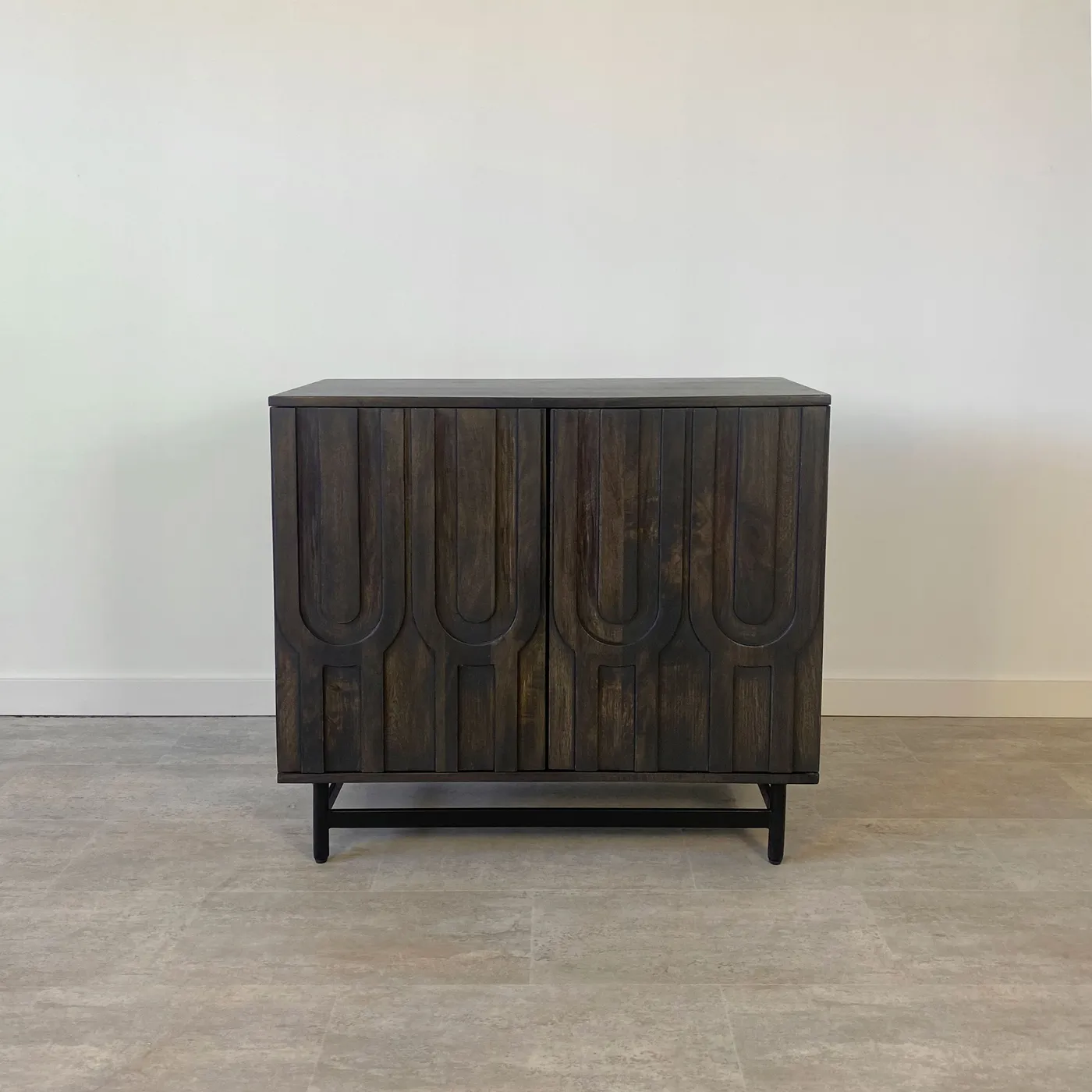 Arc mango wood cabinet – brown — Photo 1