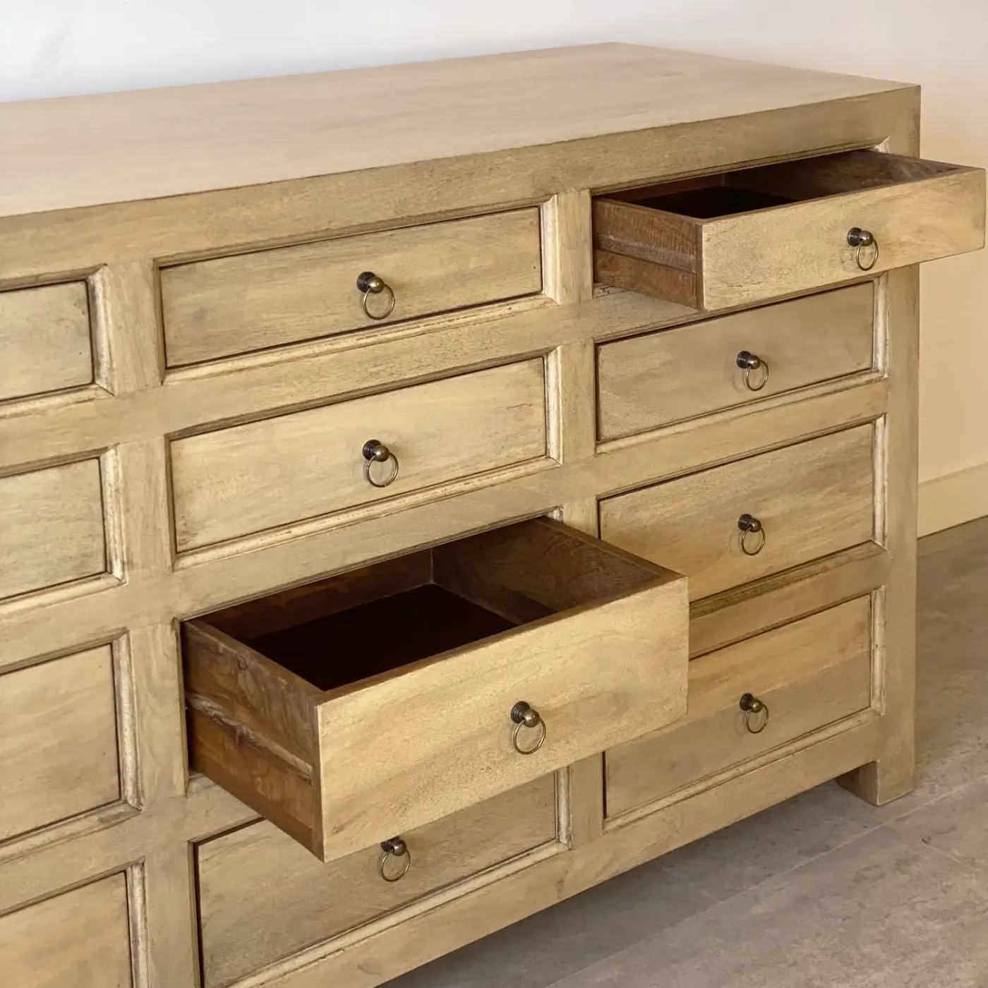 Commode 12 tiroirs Rustic en manguier — Photo 2