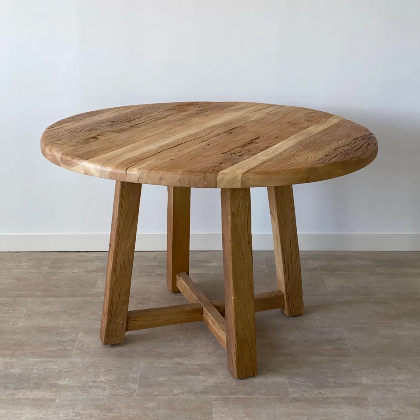 Round Ibiza wood recycled material dining table — Photo 1