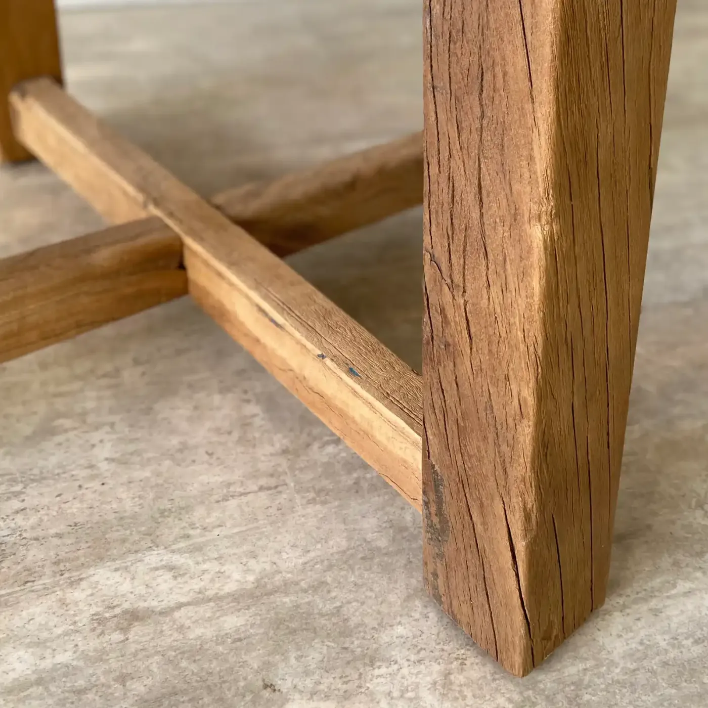 Round Ibiza wood recycled material dining table — Photo 6
