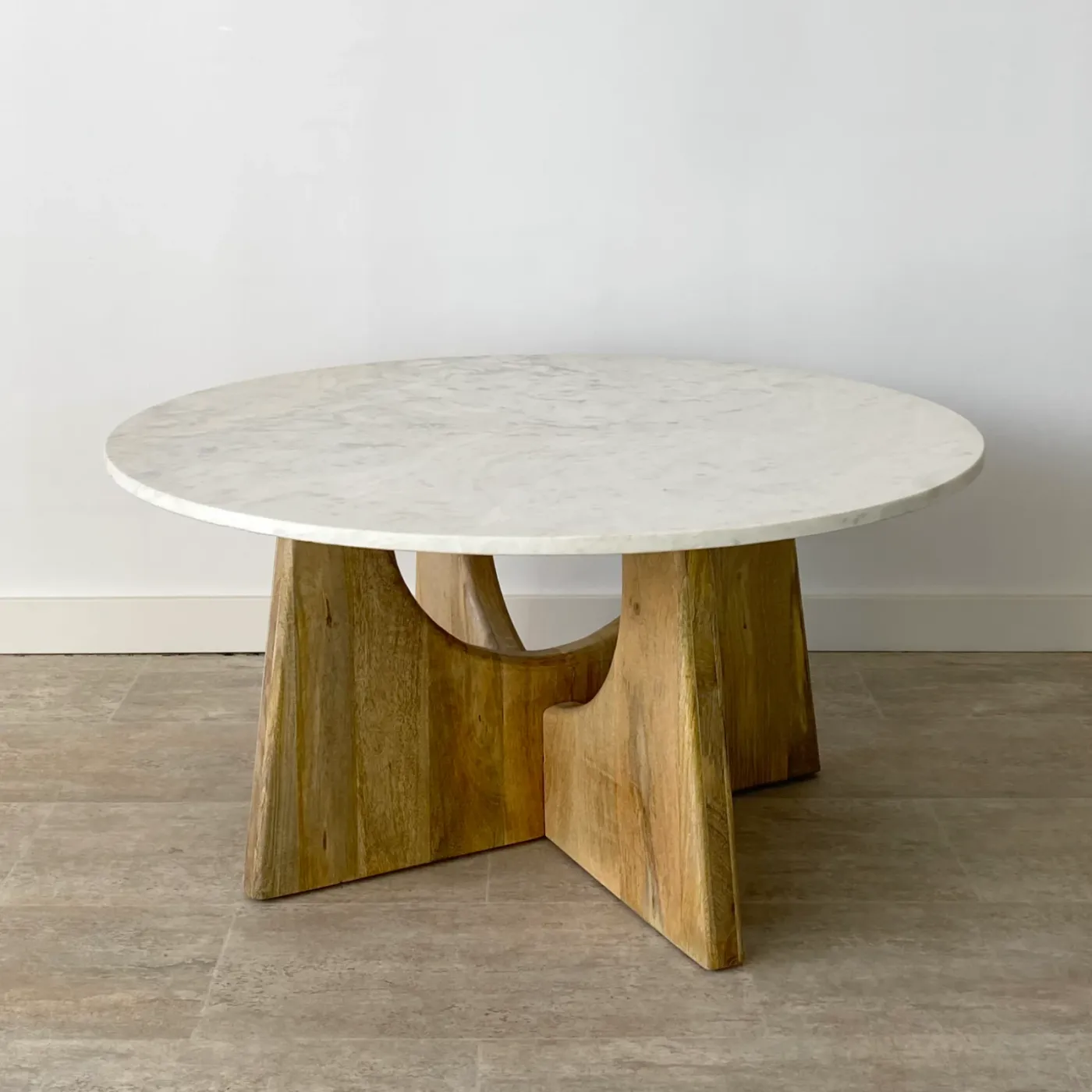 Mesa de centro Ibiza de mango y mármol — Foto 1