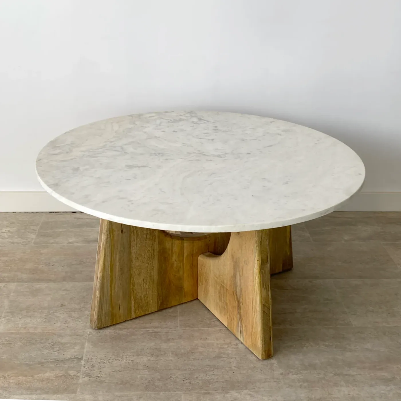 Mesa de centro Ibiza de mango y mármol — Foto 3