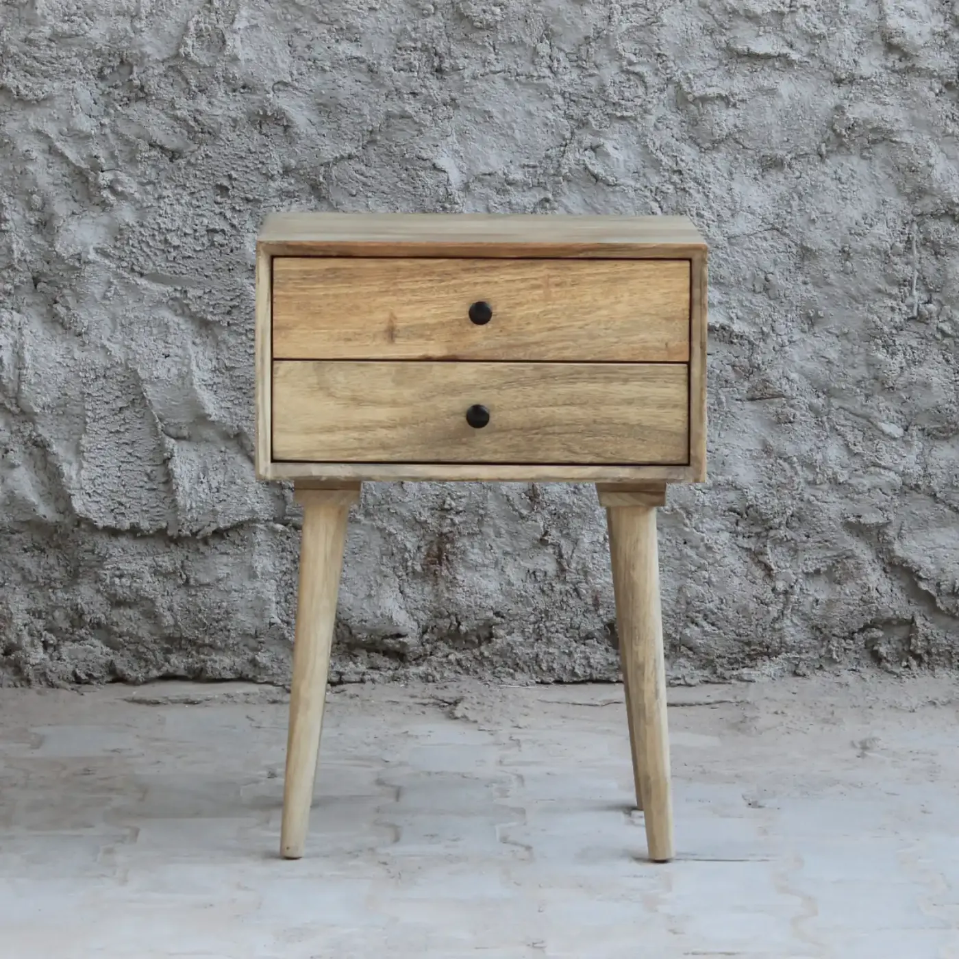Table de nuit en manguier naturelle — Photo 1