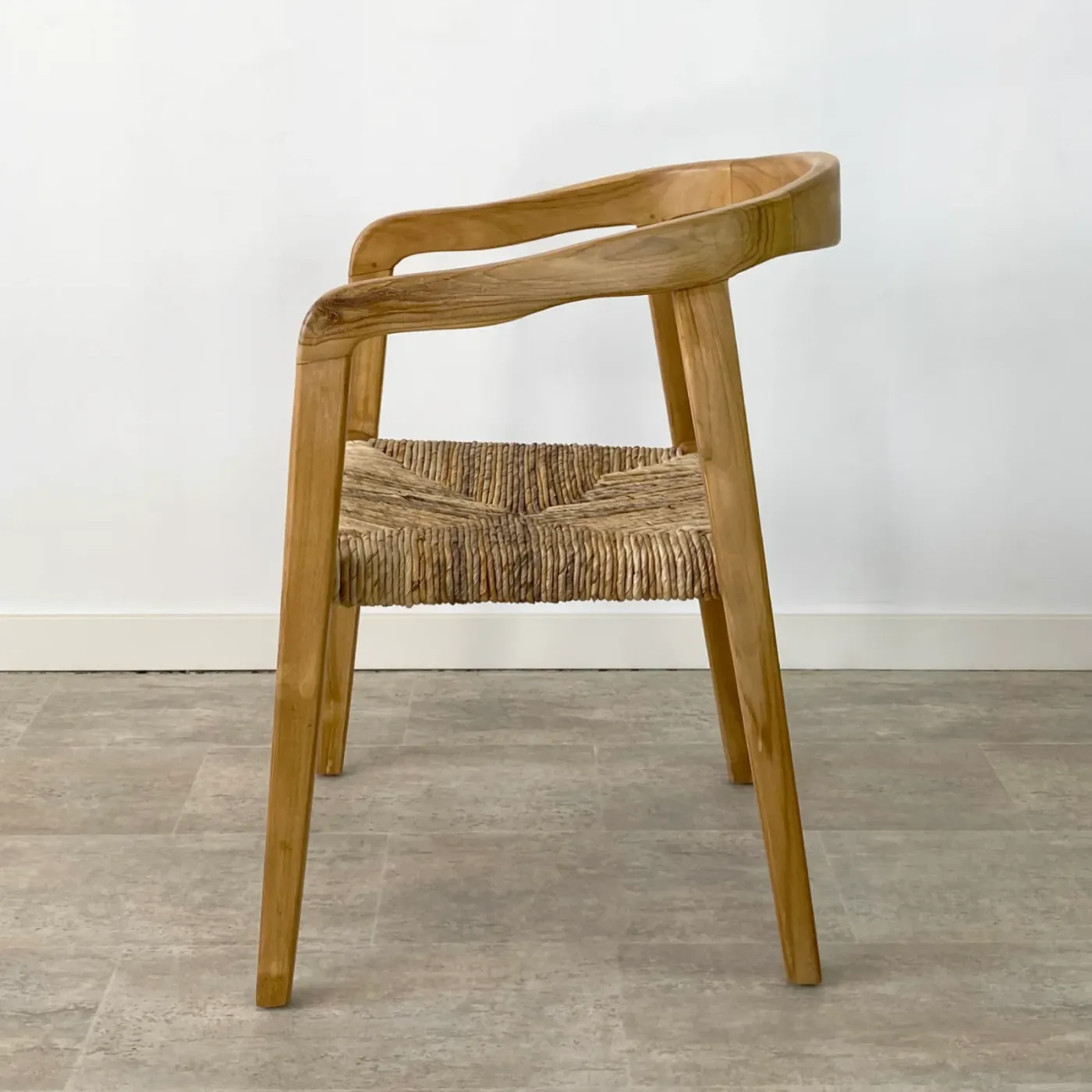 Set of 2 – nesting Ibiza teak seagrass chairs with armrests — Photo 3