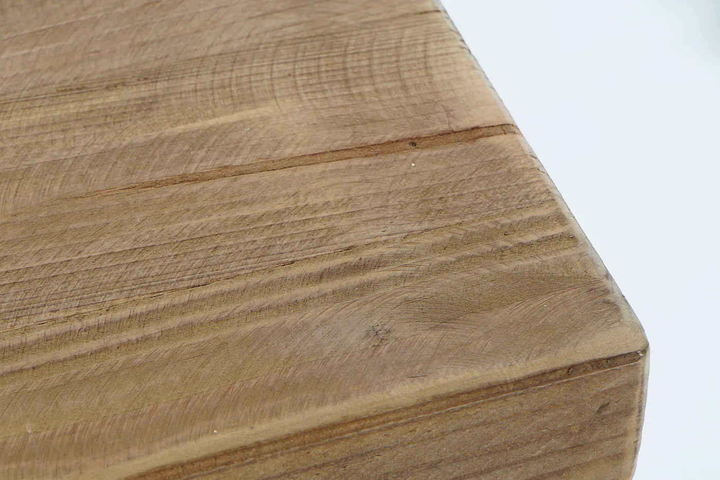 Mesita auxiliar de madera y material reciclado natural — Foto 2