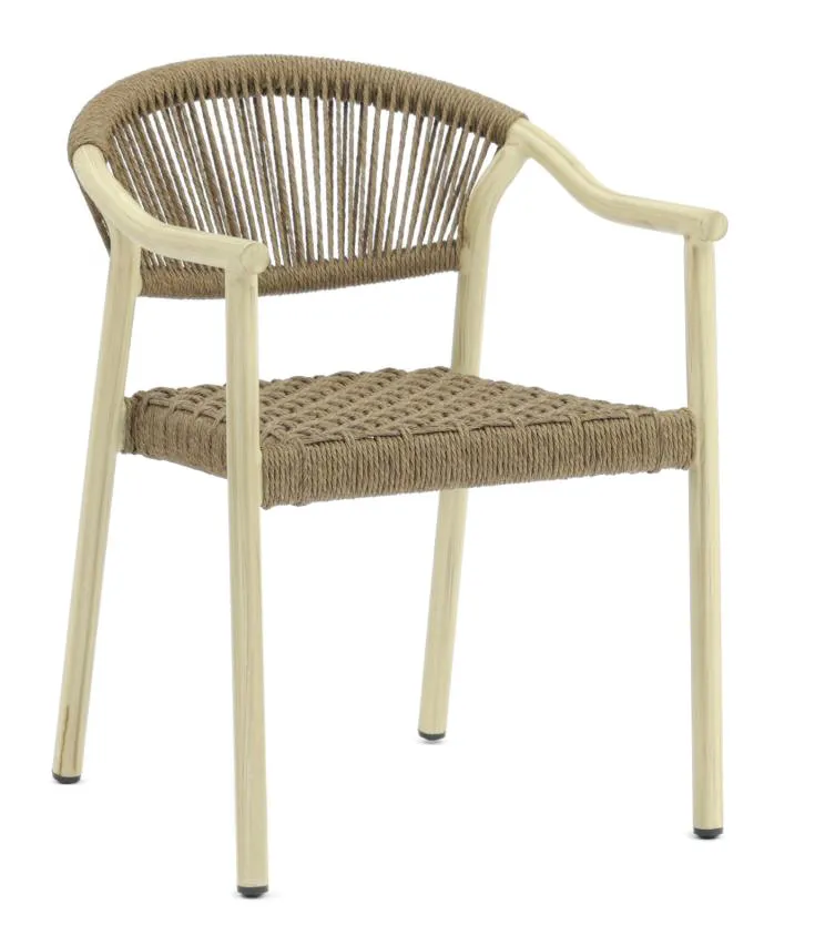 Silla sintética de aluminio y ratán