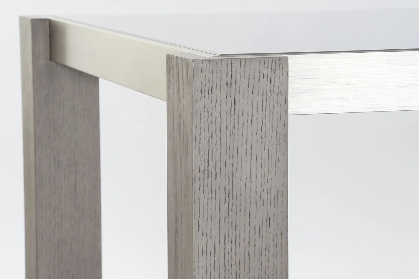 Table à manger en chêne, aluminium et verre grise — Photo 2