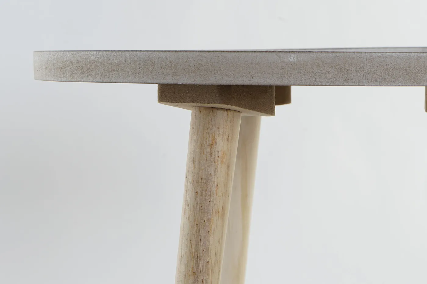 MDF side table – natural — Photo 2