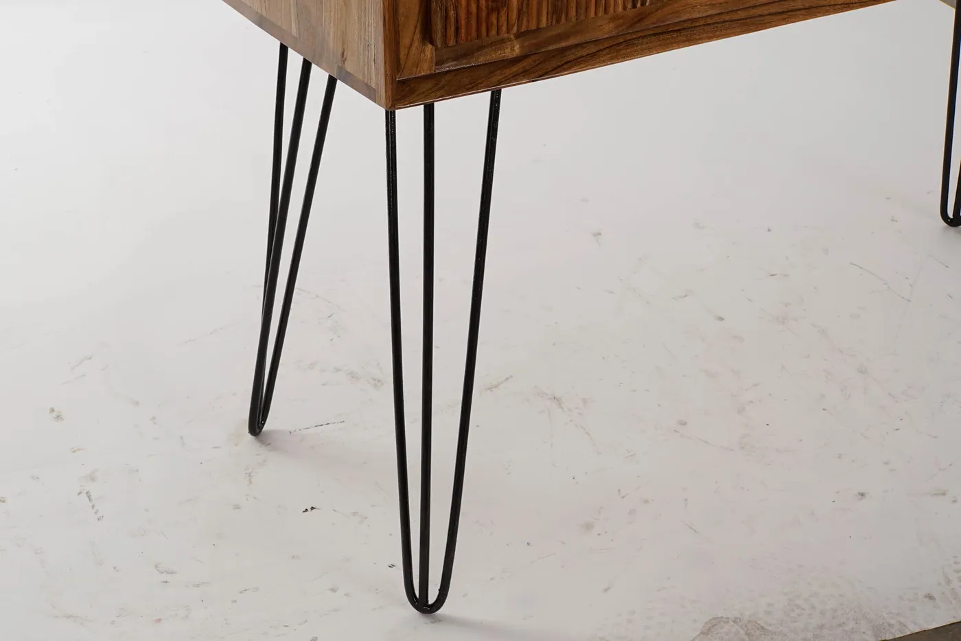 Console en acacia et métal marron — Photo 2