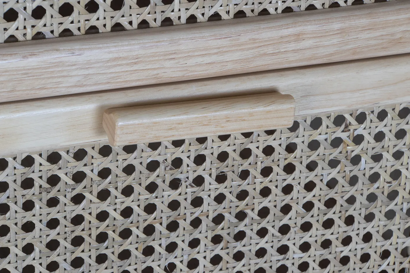 Rubberwood rattan cane webbing chest of drawers – natural — Photo 2