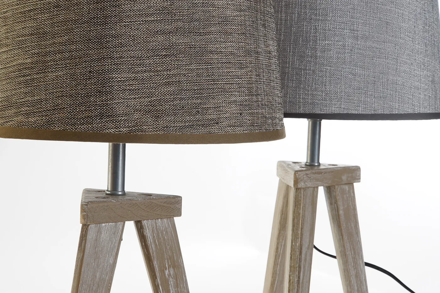 Leaf pine table lamp (2 designs) — Photo 2