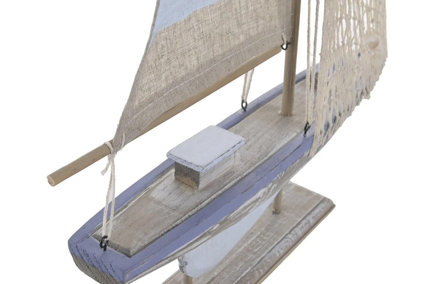 Sailboat MDF figure – natural — Photo 2