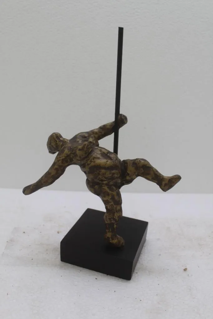 Figurine danseuse en aluminium et manguier (2 modèles) — Photo 2