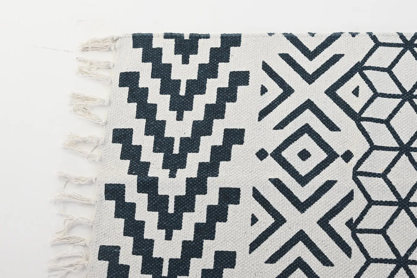 Cotton rug – black — Photo 2