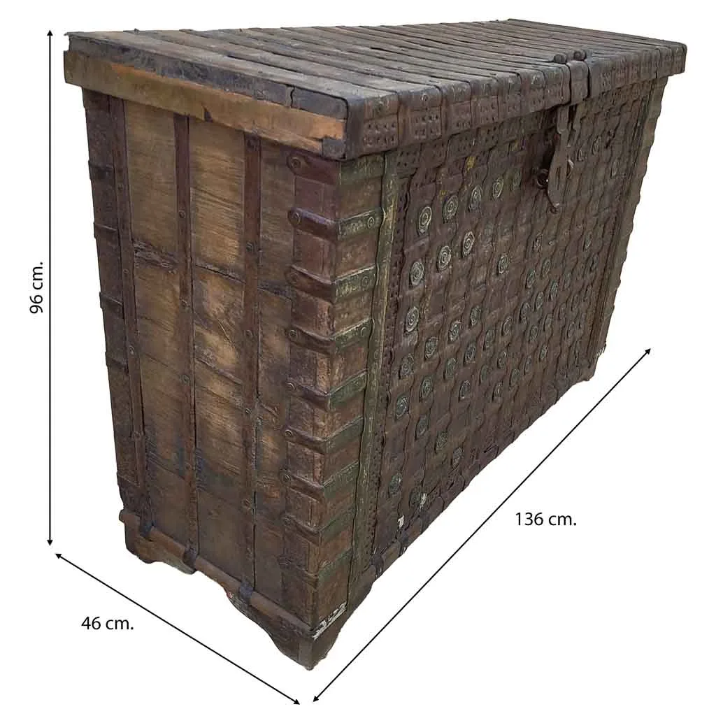 Handmade wood trunk — Photo 4