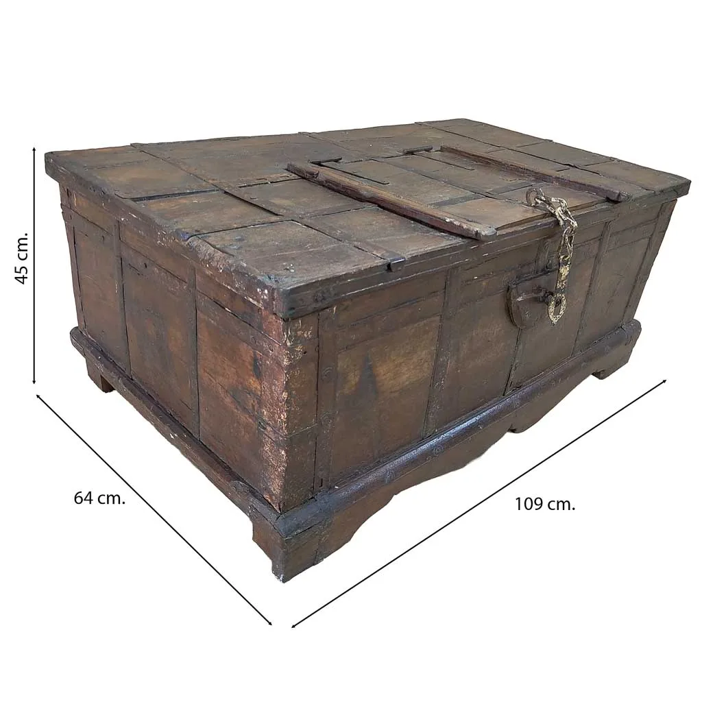 Handmade wood trunk — Photo 4