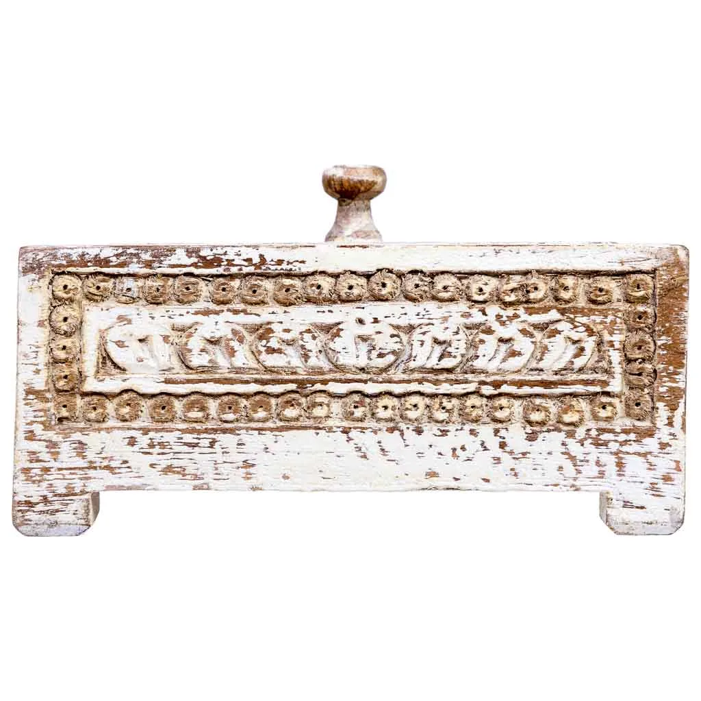 Carved aged wood box – white — Photo 3