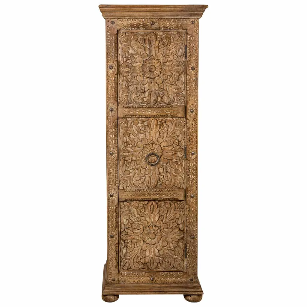 Armoire artisanale en bois marron — Photo 4