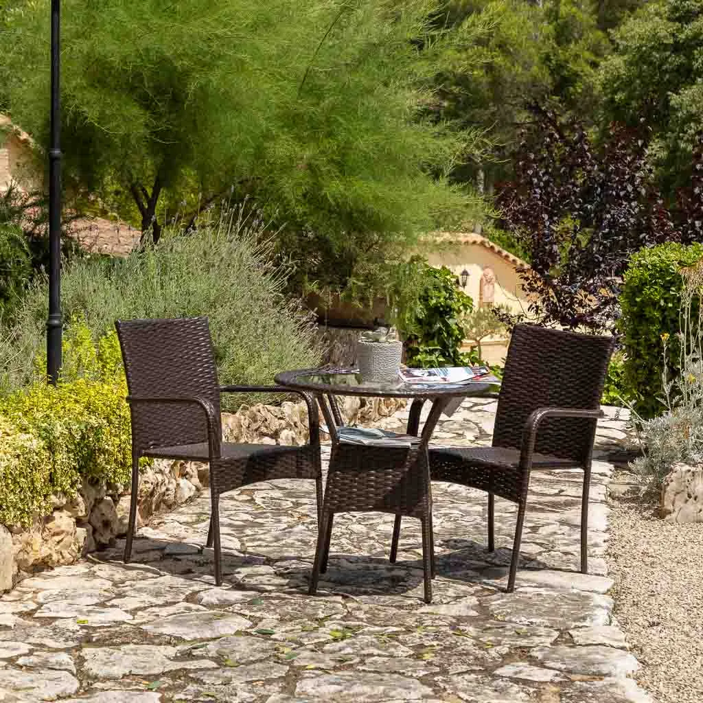 Table chaises en métal marron — Photo 2