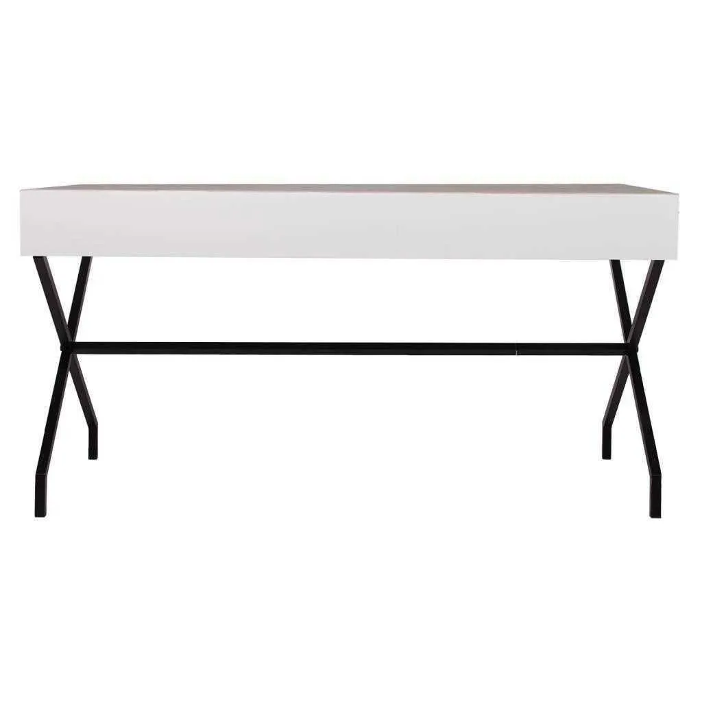 Mesa de madera y metal — Foto 2