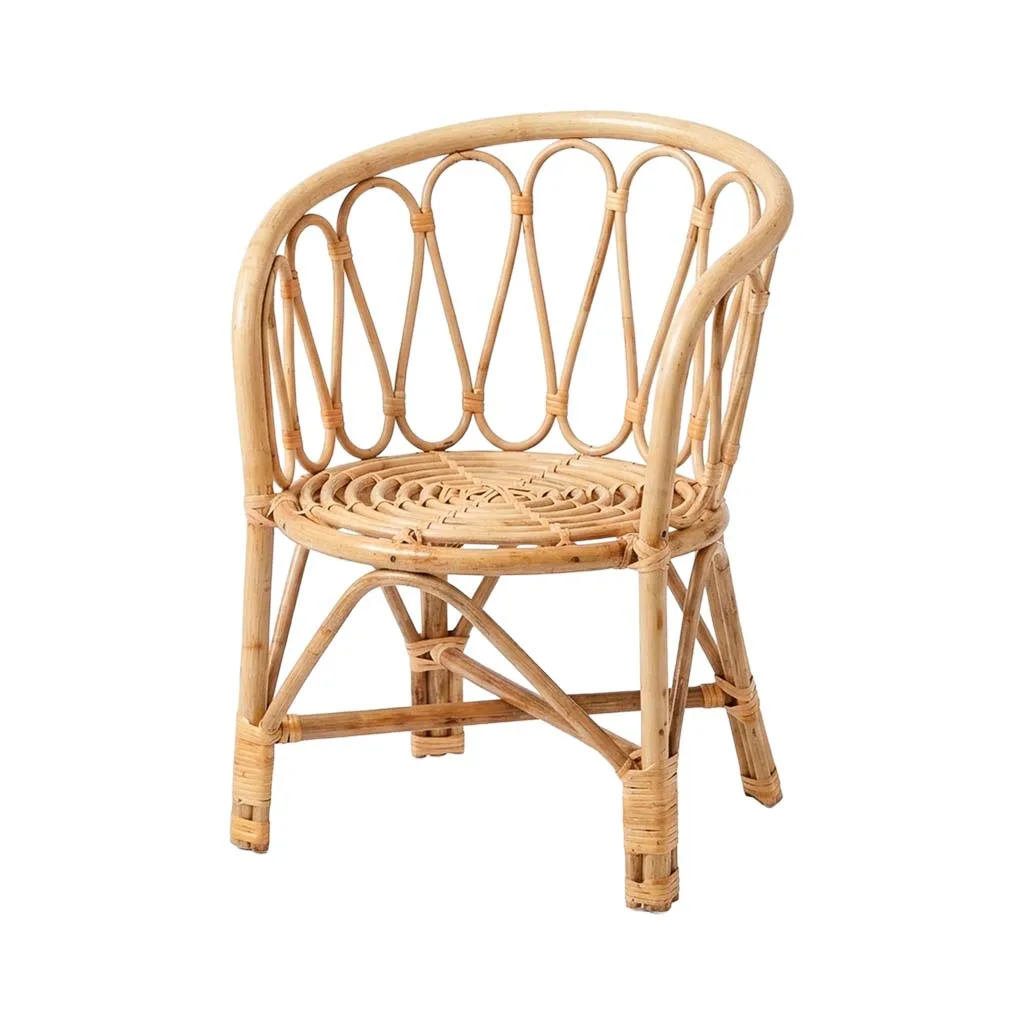Kids’ cane chair – brown