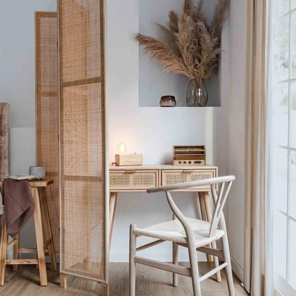 Silla de madera marrón — Foto 2